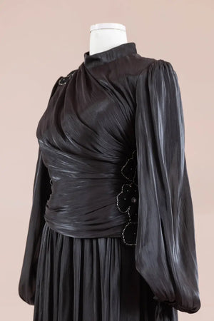 Rovi Tesettür Abiye.