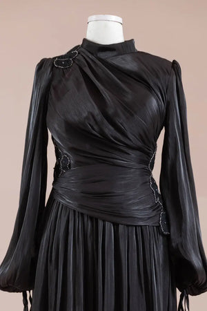 Rovi Tesettür Abiye.