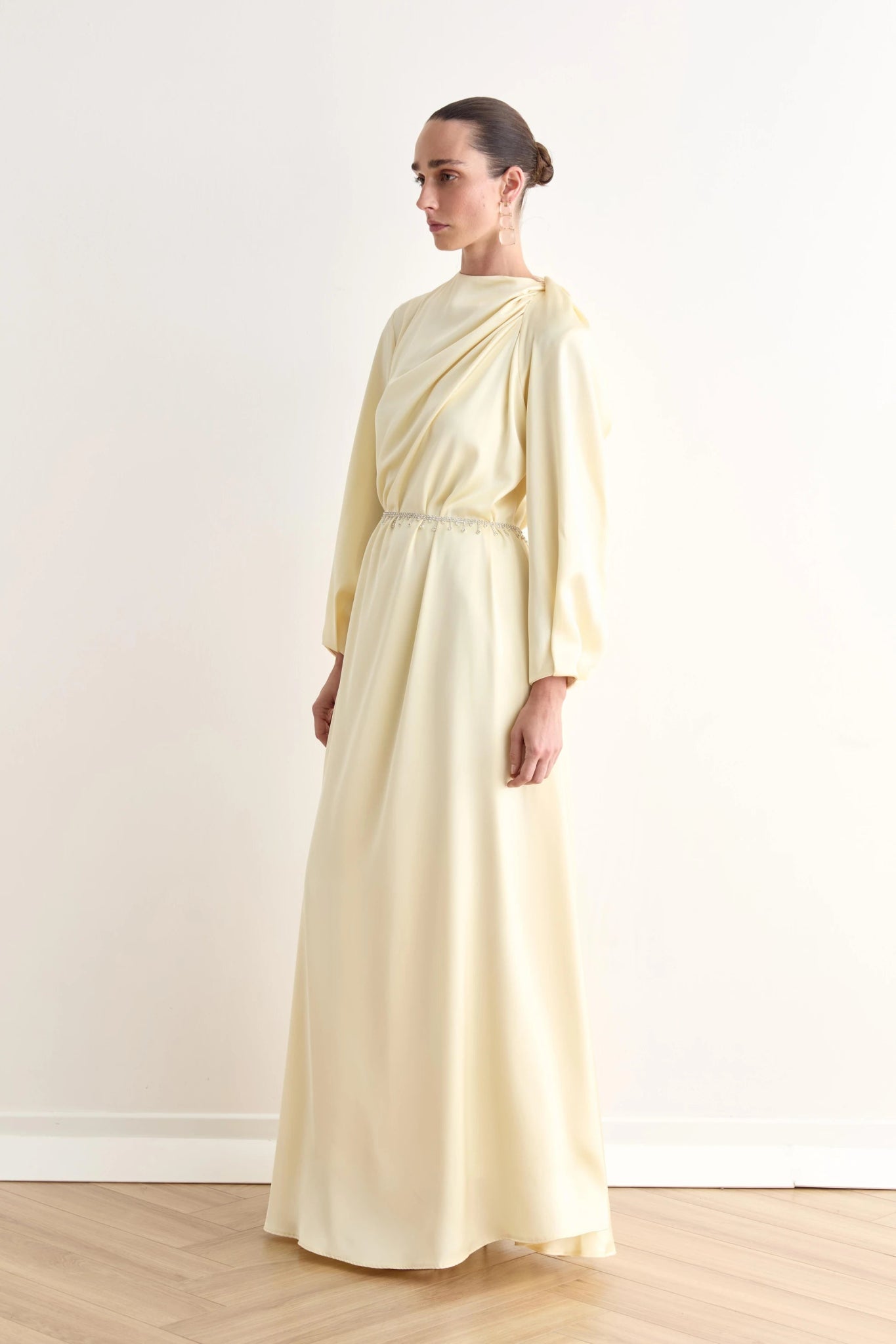 Juan Pileli Kemerli Saten Tesettür Elbise - FioraofDress - tesettur - abiye - Sarı - 36 - hijab - evening - dress